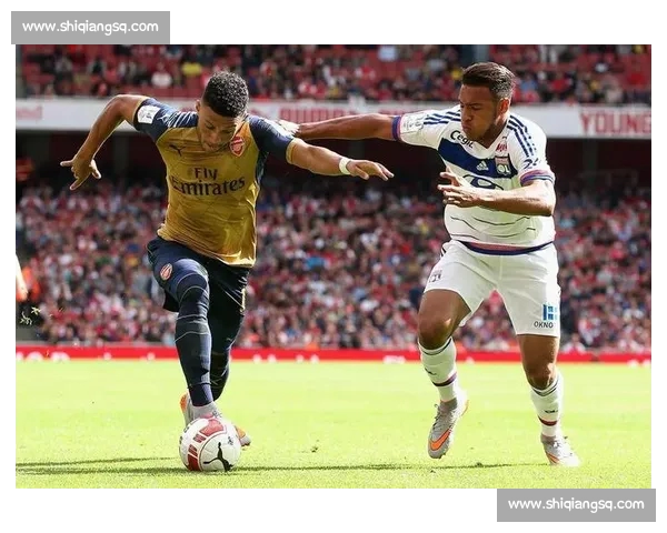 高清流畅足球赛事在线观看平台尽享全球精彩对决实时直播回放分析 - 副本 (6) - 副本 - 副本 - 副本